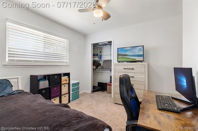 20200 Shores Street, Saint Clair Shores, MI 48080