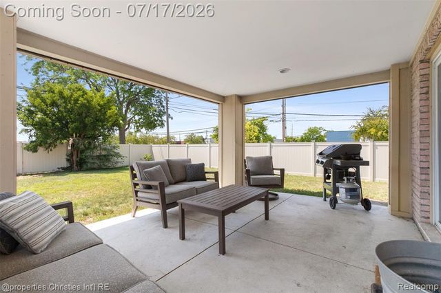 20200 Shores Street, Saint Clair Shores, MI 48080