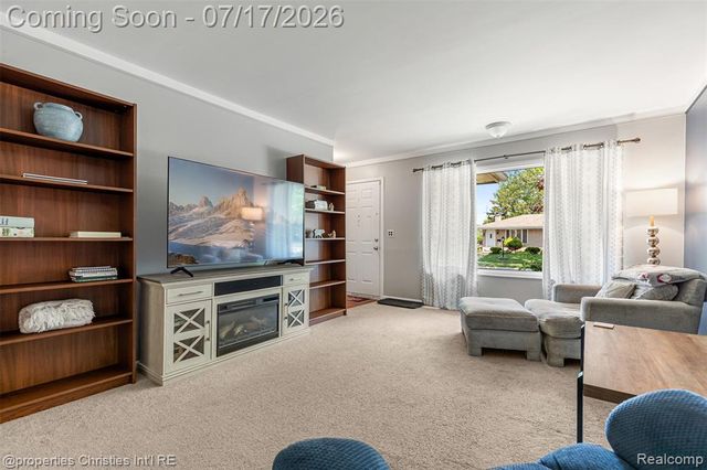 20200 Shores Street, Saint Clair Shores, MI 48080