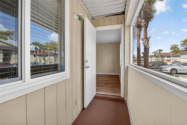 202 RED MAPLE PLACE 202, Brandon, FL 33510