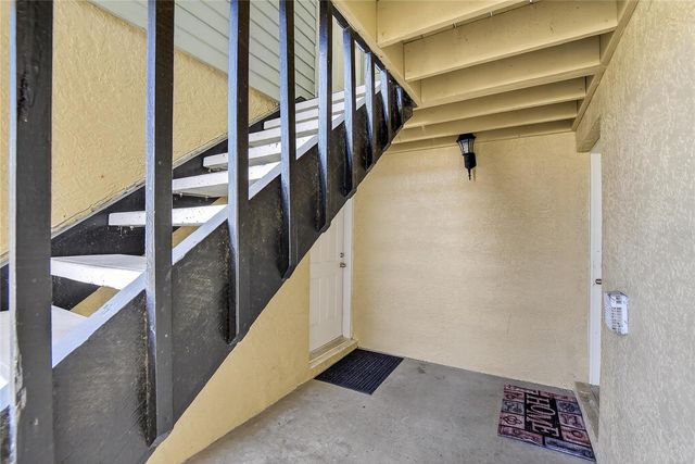 202 RED MAPLE PLACE 202, Brandon, FL 33510
