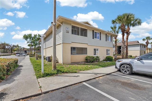 202 RED MAPLE PLACE 202, Brandon, FL 33510