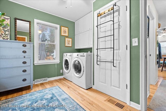 6246 Gardenia Avenue, Lansing, MI 48911