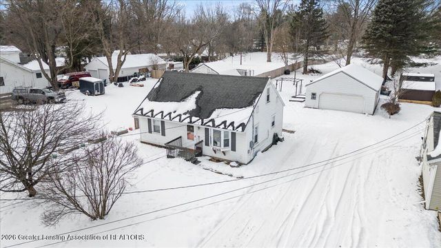 6246 Gardenia Avenue, Lansing, MI 48911