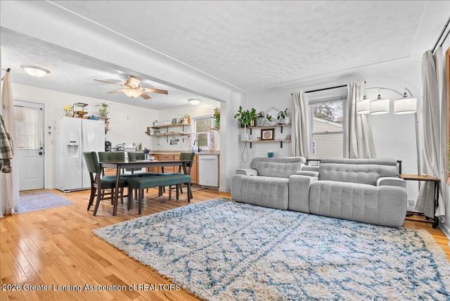 6246 Gardenia Avenue, Lansing, MI 48911