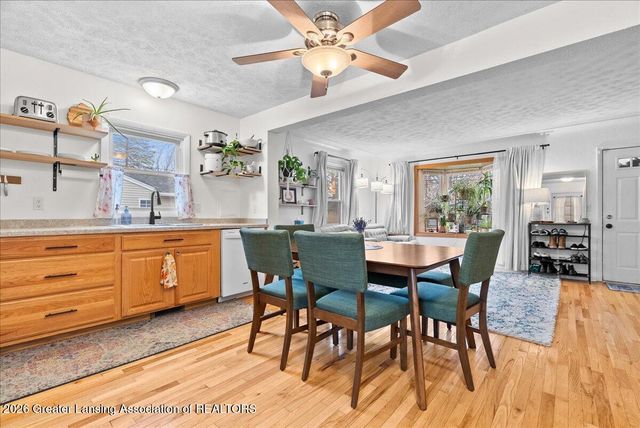 6246 Gardenia Avenue, Lansing, MI 48911