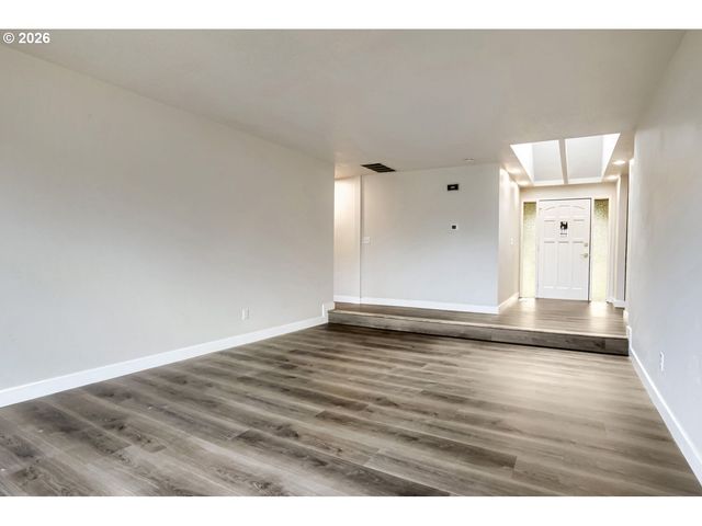 14785 Nw PERIMETER Dr, Beaverton, OR 97006