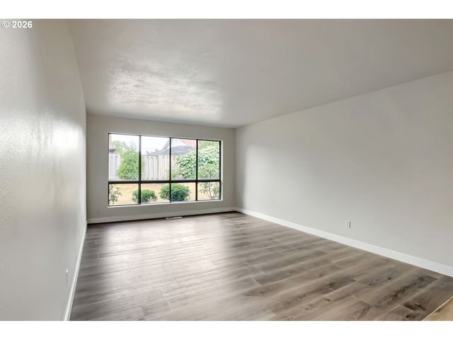 14785 Nw PERIMETER Dr, Beaverton, OR 97006