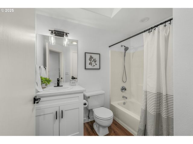 257 Sw NANCY Cir, Gresham, OR 97030