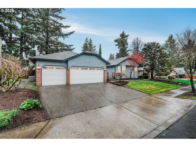 257 Sw NANCY Cir, Gresham, OR 97030