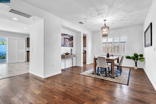 5608 Ashbourne Way, Antioch, CA 94531