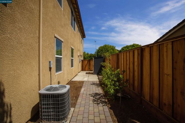 5608 Ashbourne Way, Antioch, CA 94531