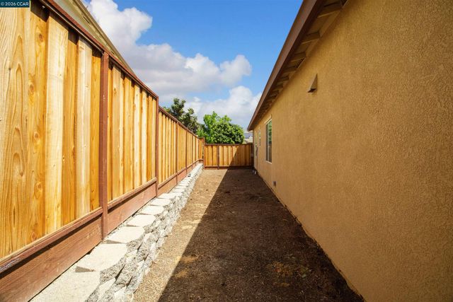 5608 Ashbourne Way, Antioch, CA 94531