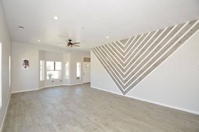 261 E Street, Fresno, CA 93706