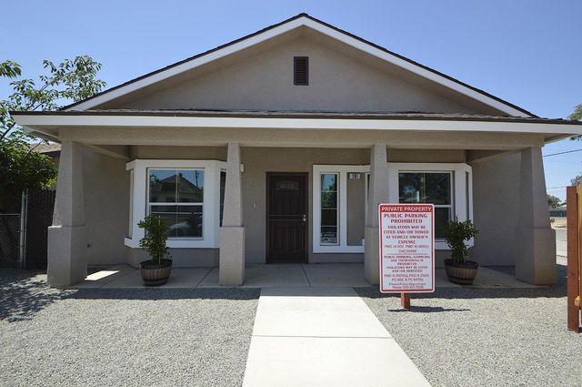261 E Street, Fresno, CA 93706