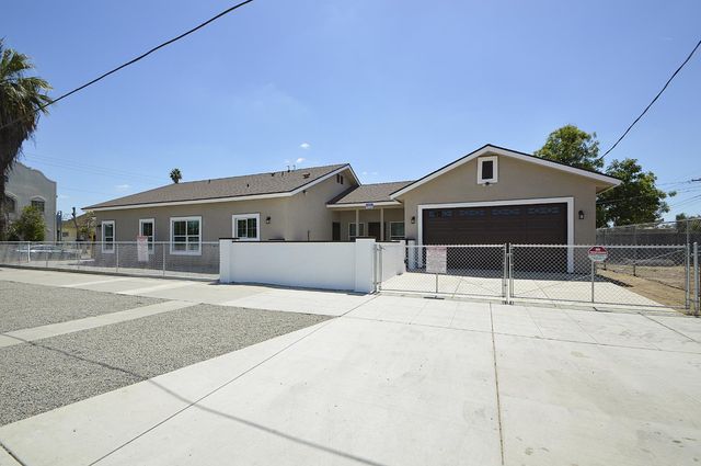 261 E Street, Fresno, CA 93706
