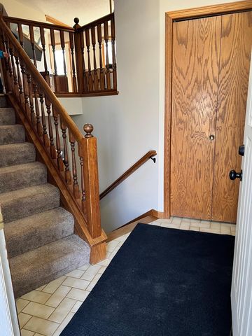 9153 Larch Lane N, Maple Grove, MN 55369