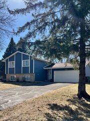9153 Larch Lane N, Maple Grove, MN 55369
