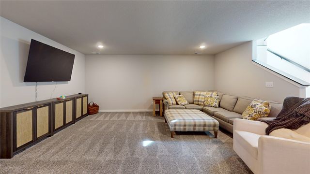 2311 Oxley Drive, Granger, IA 50109