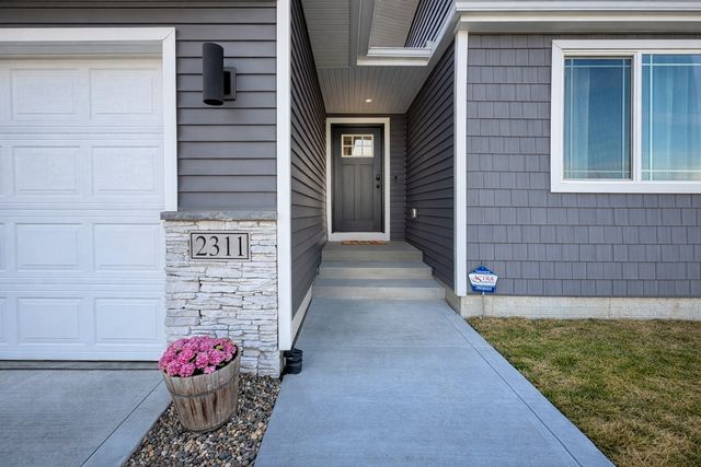 2311 Oxley Drive, Granger, IA 50109