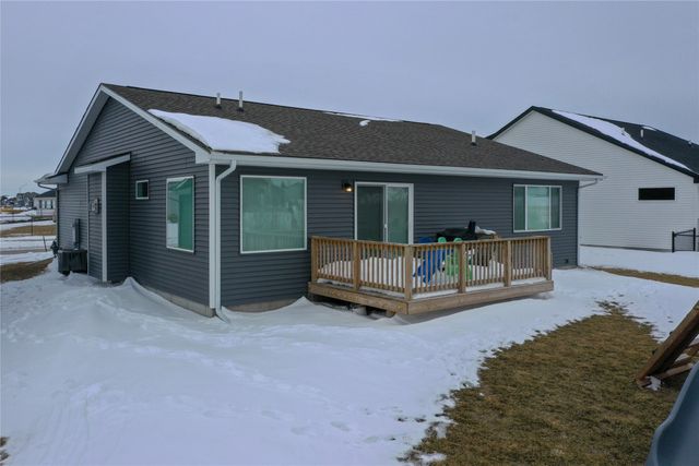 2311 Oxley Drive, Granger, IA 50109