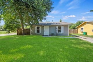 11 Jennische St, Baytown, TX 77520