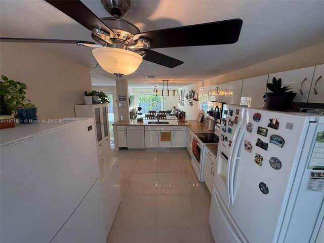 14251 SW 96th Ter 14251, Miami, FL 33186