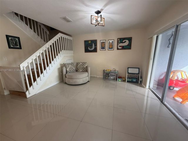 14251 SW 96th Ter 14251, Miami, FL 33186