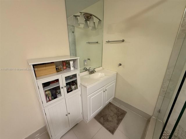 14251 SW 96th Ter 14251, Miami, FL 33186