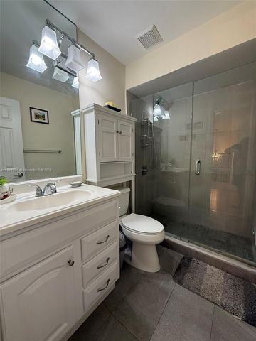 14251 SW 96th Ter 14251, Miami, FL 33186