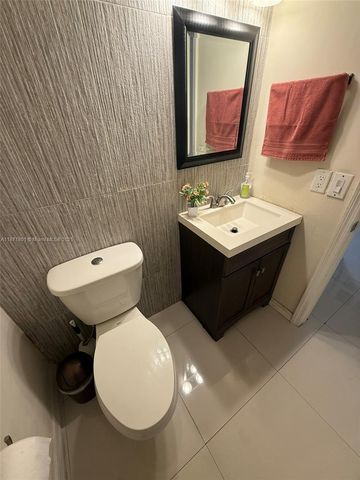 14251 SW 96th Ter 14251, Miami, FL 33186