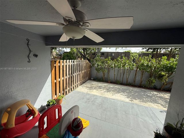 14251 SW 96th Ter 14251, Miami, FL 33186