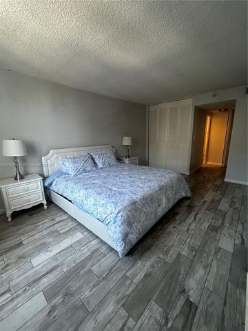 251 174th Street 1607, Sunny Isles Beach, FL 33160