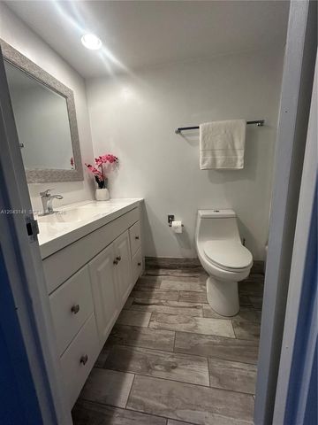 251 174th Street 1607, Sunny Isles Beach, FL 33160