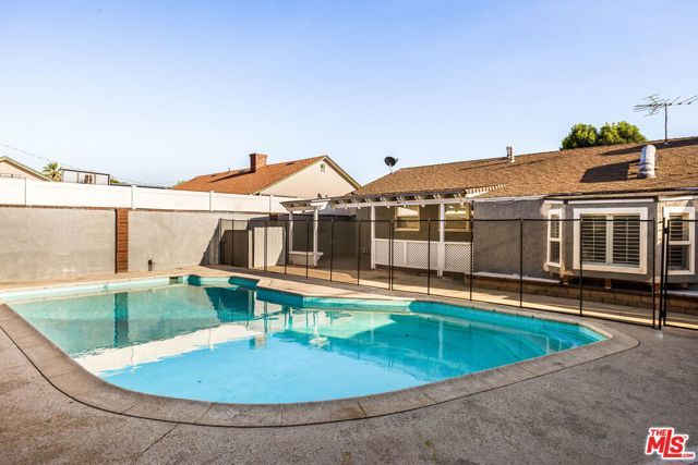 205 E Hurst Street, Covina, CA 91723