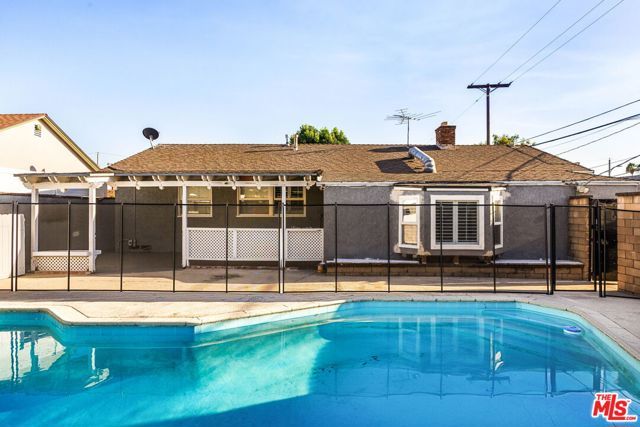 205 E Hurst Street, Covina, CA 91723