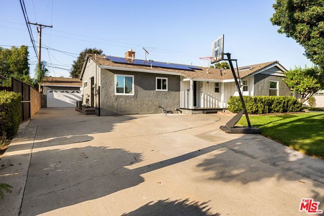 205 E Hurst Street, Covina, CA 91723