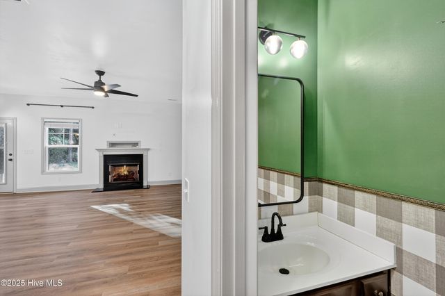 117 Cedar Ridge Drive, Maysville, NC 28555