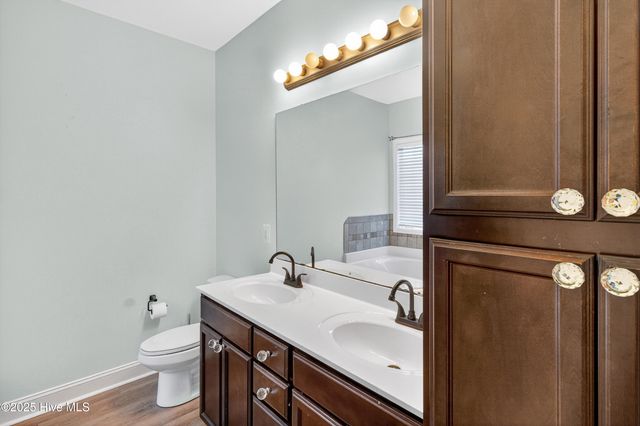 117 Cedar Ridge Drive, Maysville, NC 28555