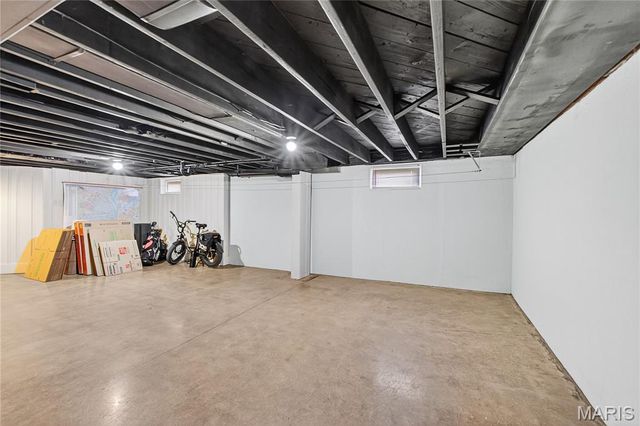 7465 Drexel Drive, University City, MO 63130