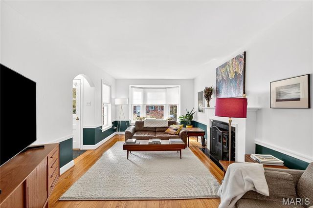 7465 Drexel Drive, University City, MO 63130