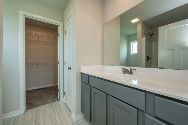2860 Pilgrim Drive SW, Altoona, IA 50009