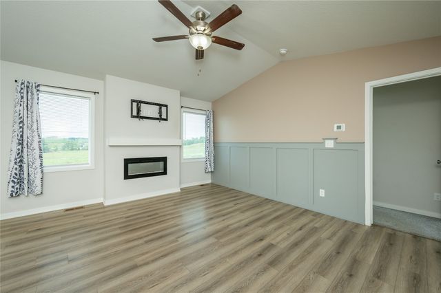 2860 Pilgrim Drive SW, Altoona, IA 50009