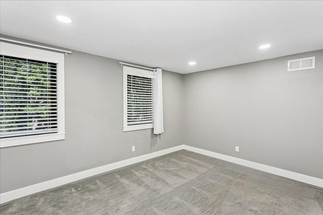 125 Post Oak, Wichita, KS 67206