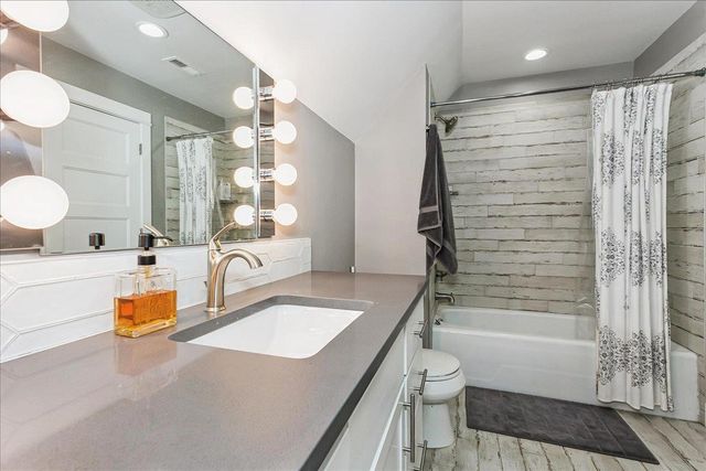 125 Post Oak, Wichita, KS 67206