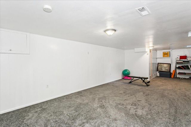 125 Post Oak, Wichita, KS 67206