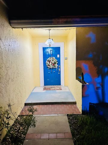 5010 WOODSTONE Circle N, Lake Worth, FL 33463