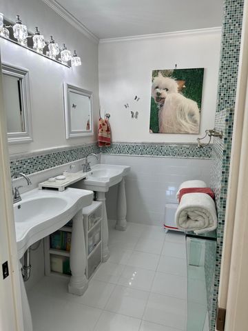 5010 WOODSTONE Circle N, Lake Worth, FL 33463