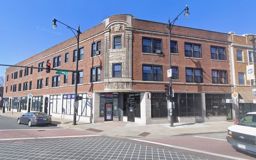 4312 N Pulaski Road, Chicago, IL 60641