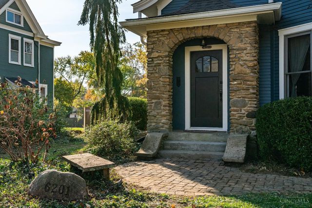 6201 Cambridge Avenue, Cincinnati, OH 45230